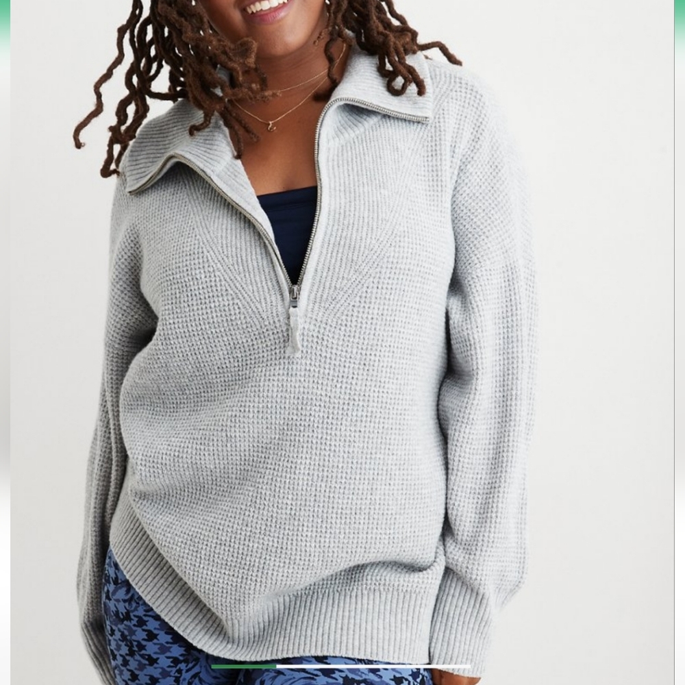 NWT Aerie CozyUp Waffle Quarter Zip Sweater Size M Heather Gray